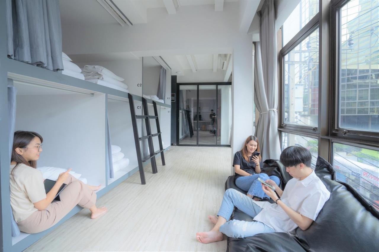 3Howw Hostel @ Sukhumvit 21 Bangkok Ngoại thất bức ảnh