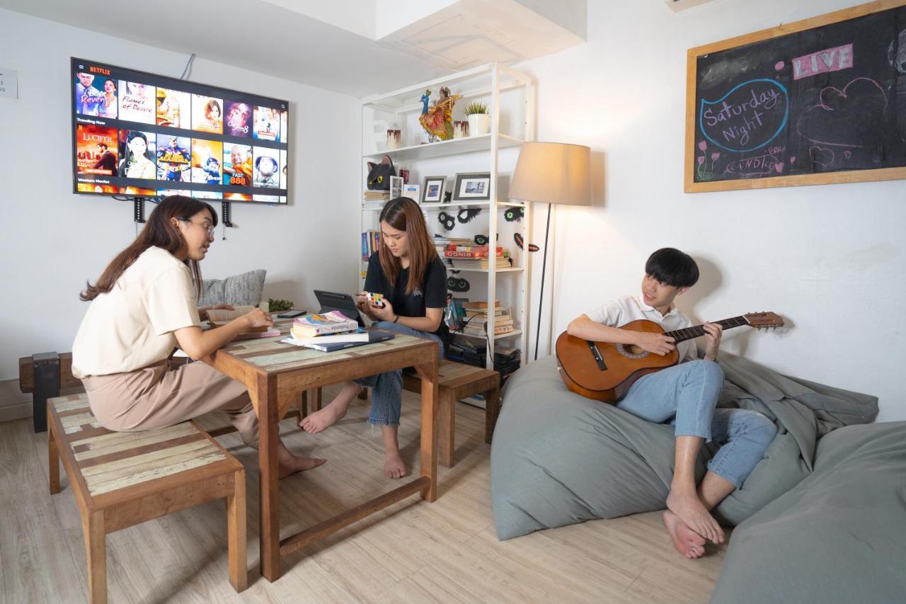 3Howw Hostel @ Sukhumvit 21 Bangkok Ngoại thất bức ảnh