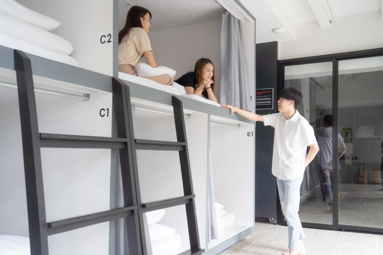 3Howw Hostel @ Sukhumvit 21 Bangkok Ngoại thất bức ảnh
