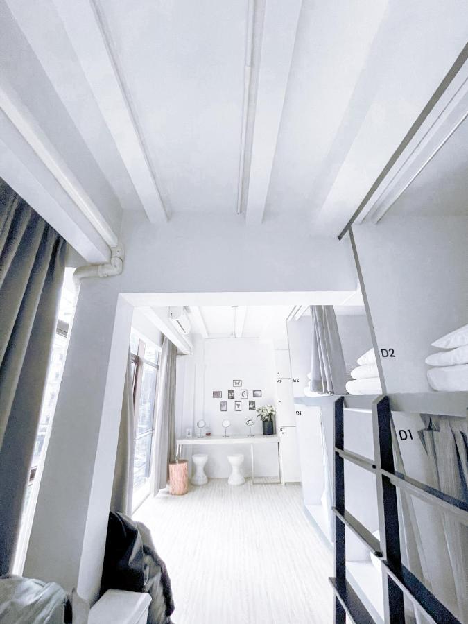 3Howw Hostel @ Sukhumvit 21 Bangkok Ngoại thất bức ảnh