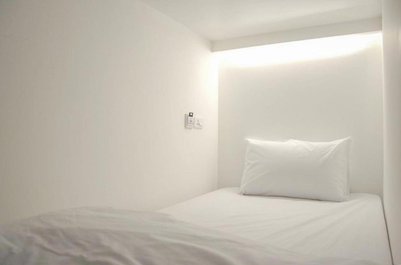 3Howw Hostel @ Sukhumvit 21 Bangkok Ngoại thất bức ảnh