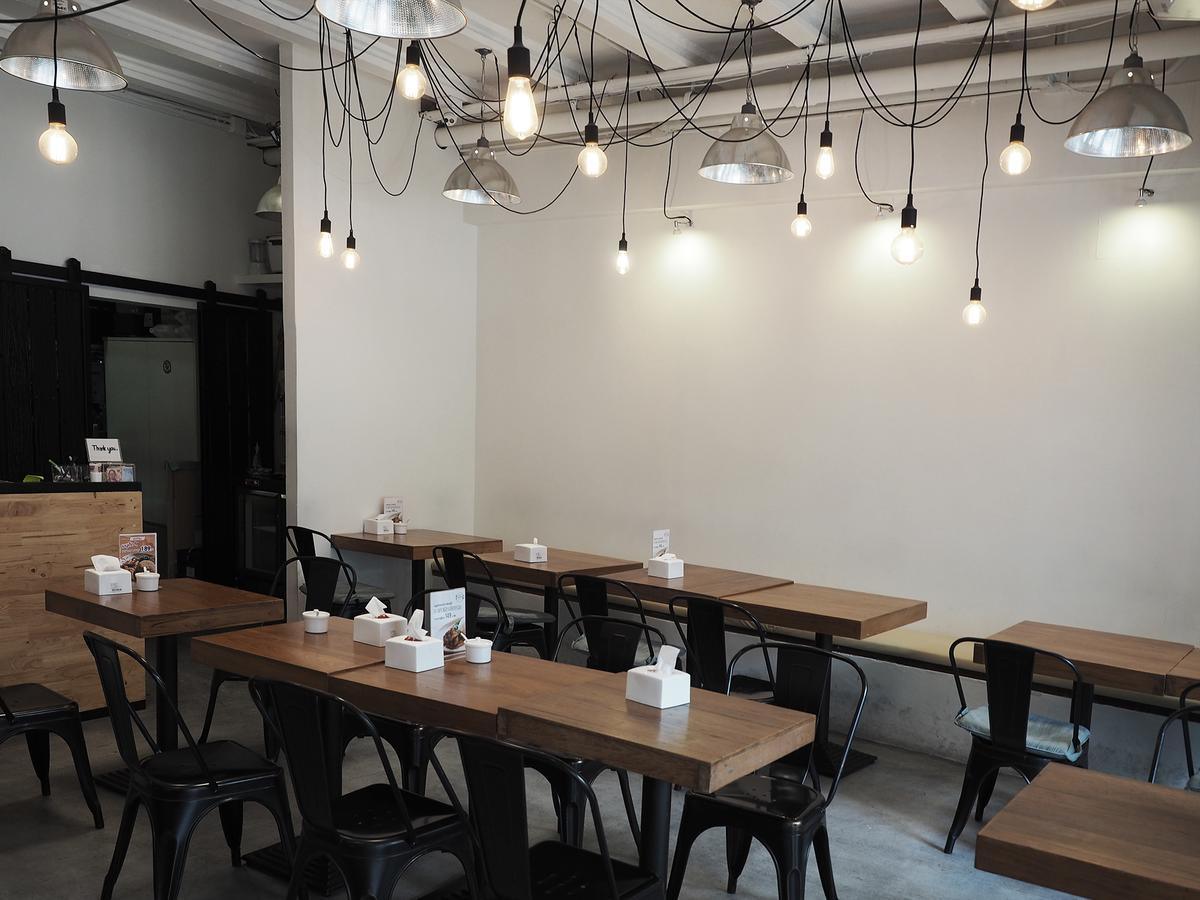 3Howw Hostel @ Sukhumvit 21 Bangkok Ngoại thất bức ảnh