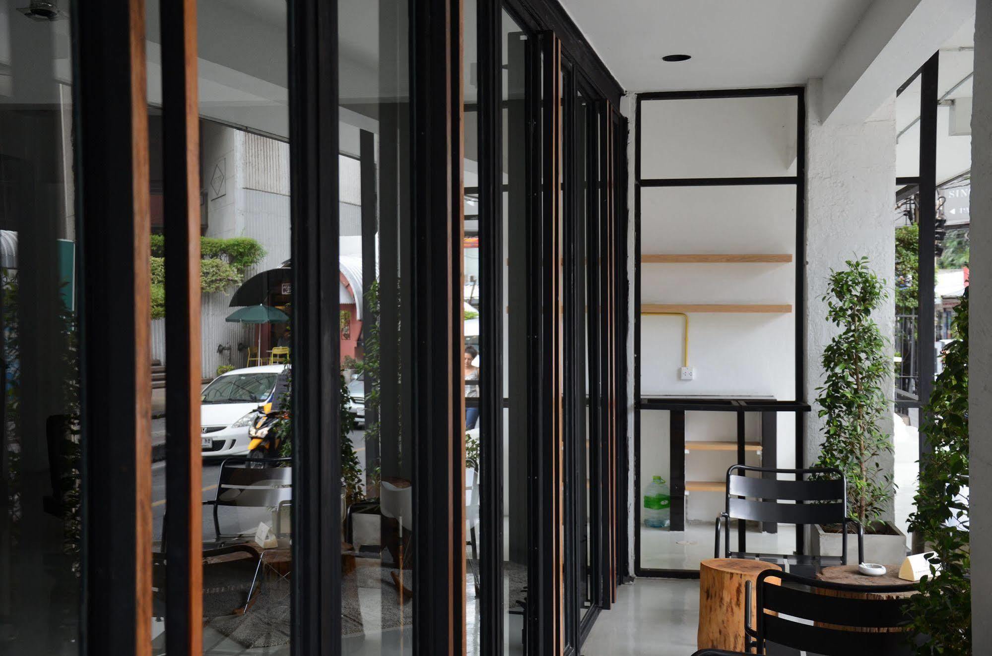 3Howw Hostel @ Sukhumvit 21 Bangkok Ngoại thất bức ảnh