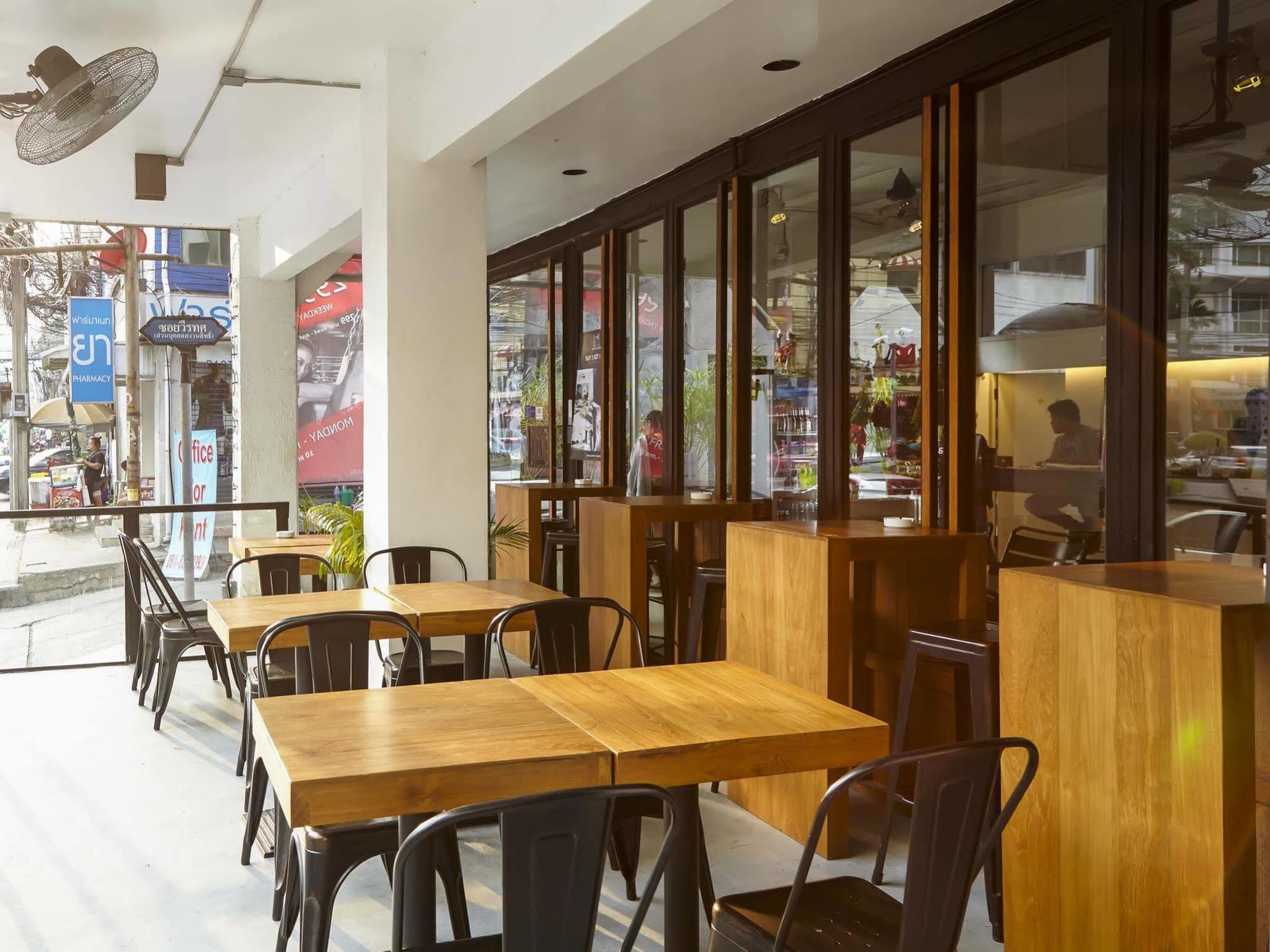 3Howw Hostel @ Sukhumvit 21 Bangkok Ngoại thất bức ảnh