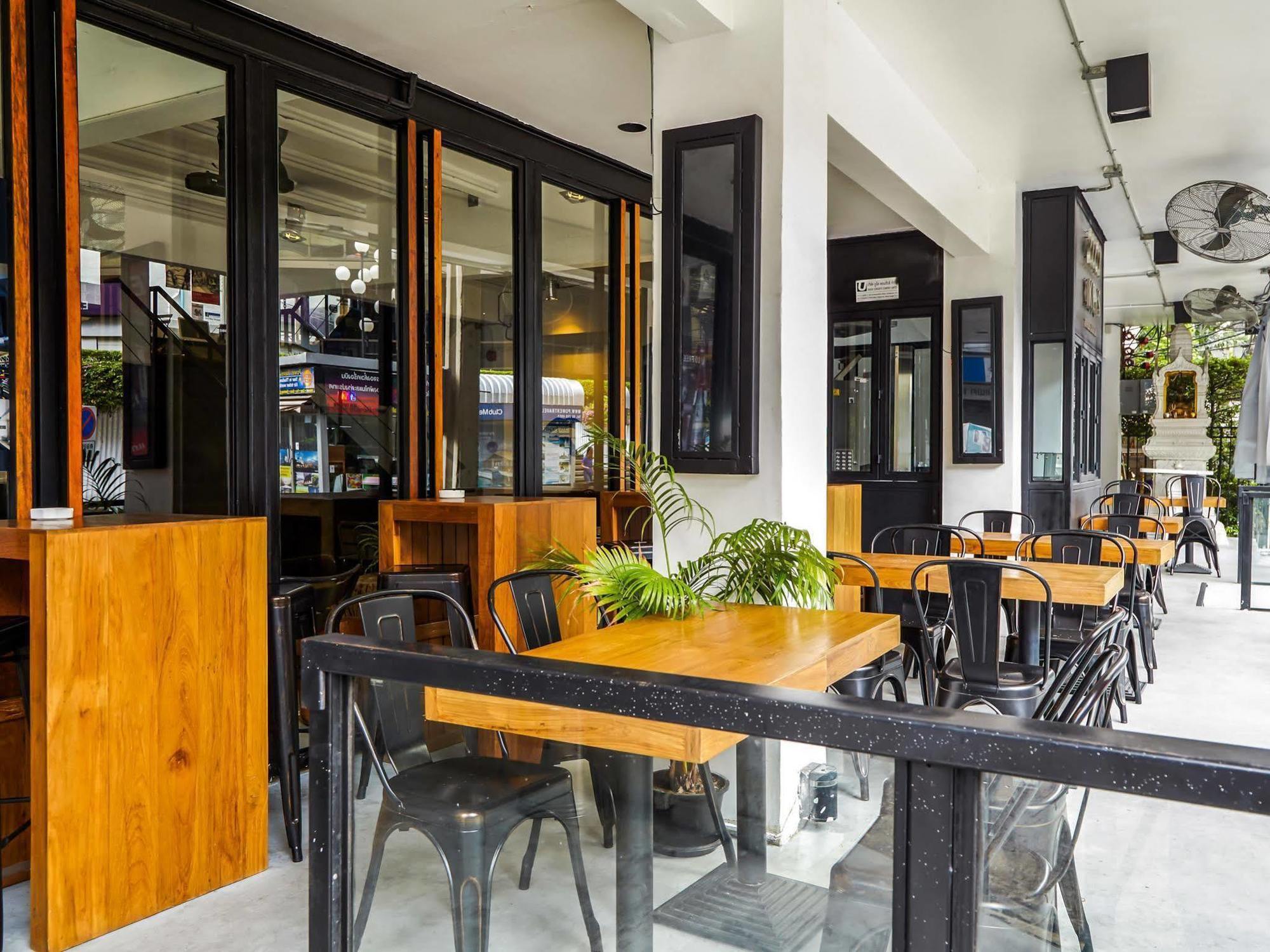 3Howw Hostel @ Sukhumvit 21 Bangkok Ngoại thất bức ảnh
