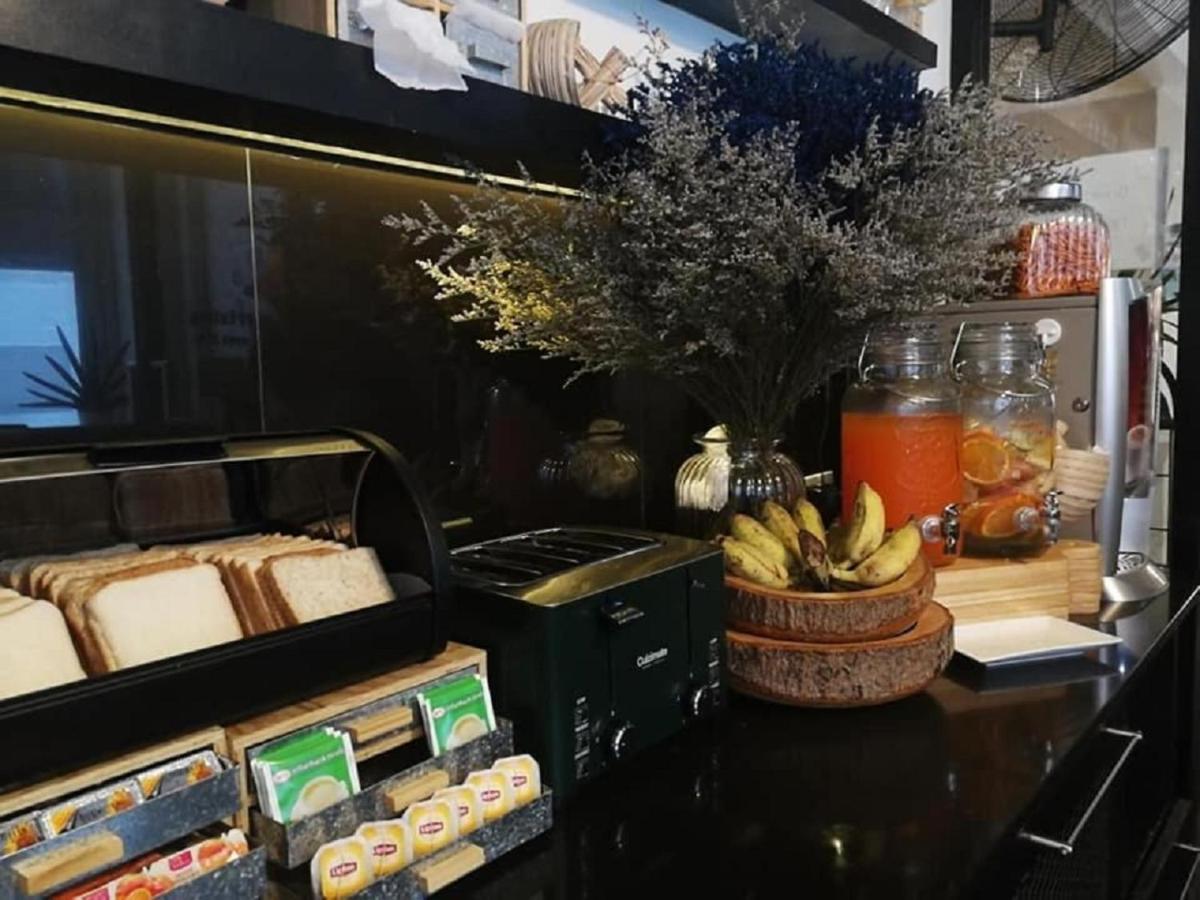 3Howw Hostel @ Sukhumvit 21 Bangkok Ngoại thất bức ảnh