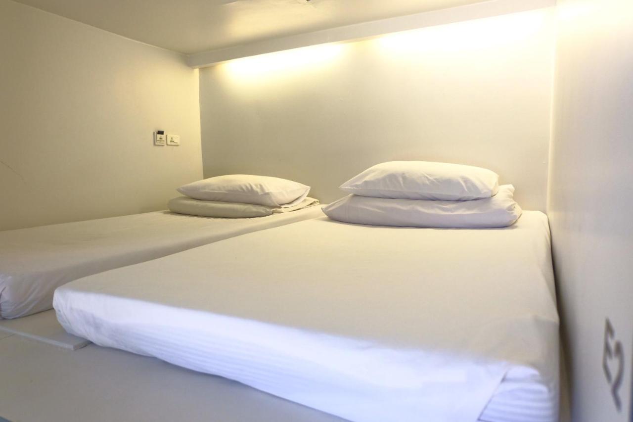 3Howw Hostel @ Sukhumvit 21 Bangkok Ngoại thất bức ảnh